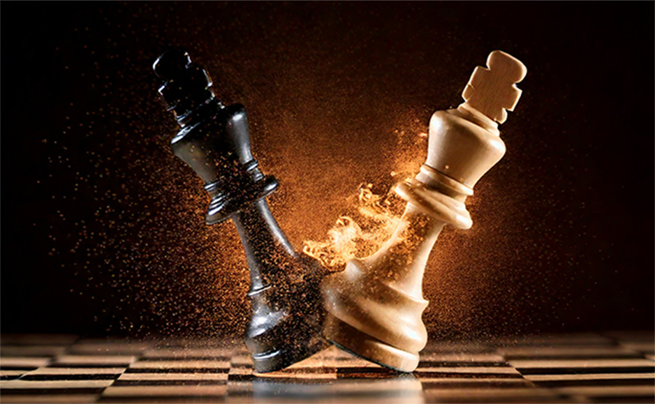 トレイルランナーとハイカーの接触イメージ